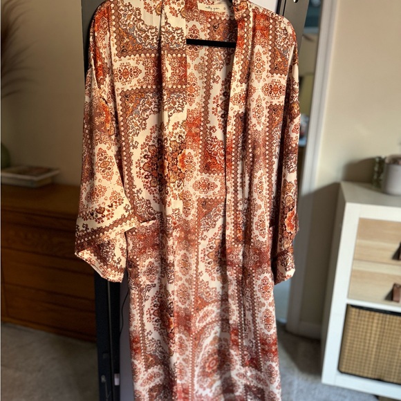 Molly Green silk like kimono size small in orange - Picture 2 of 6